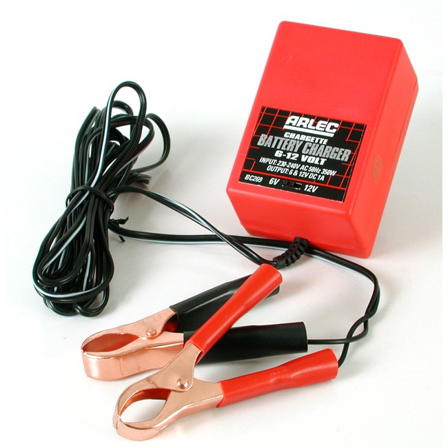 ARLEC BC228 2.5AMP AUTO BATTERY CHARGER DUAL VOLTAGE 6V OR 12V ARLEC
